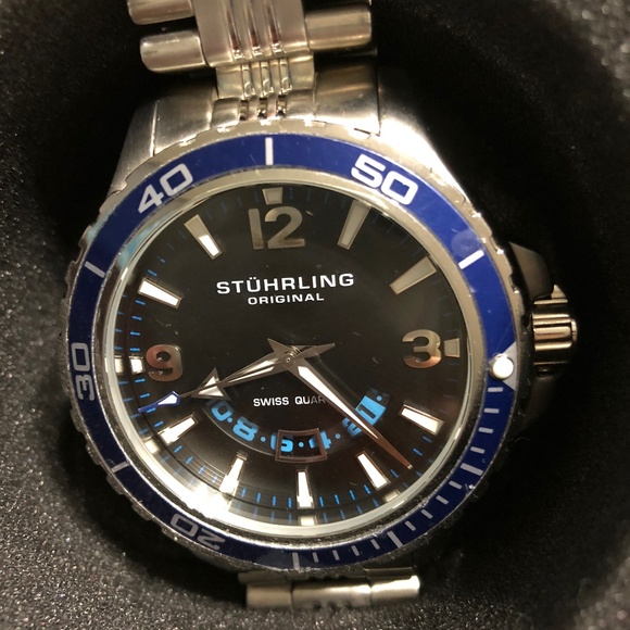 stuhrling dive watch